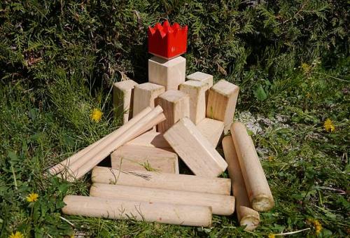 kubb spel familie speelkoffer babarkoffers buitenfeest