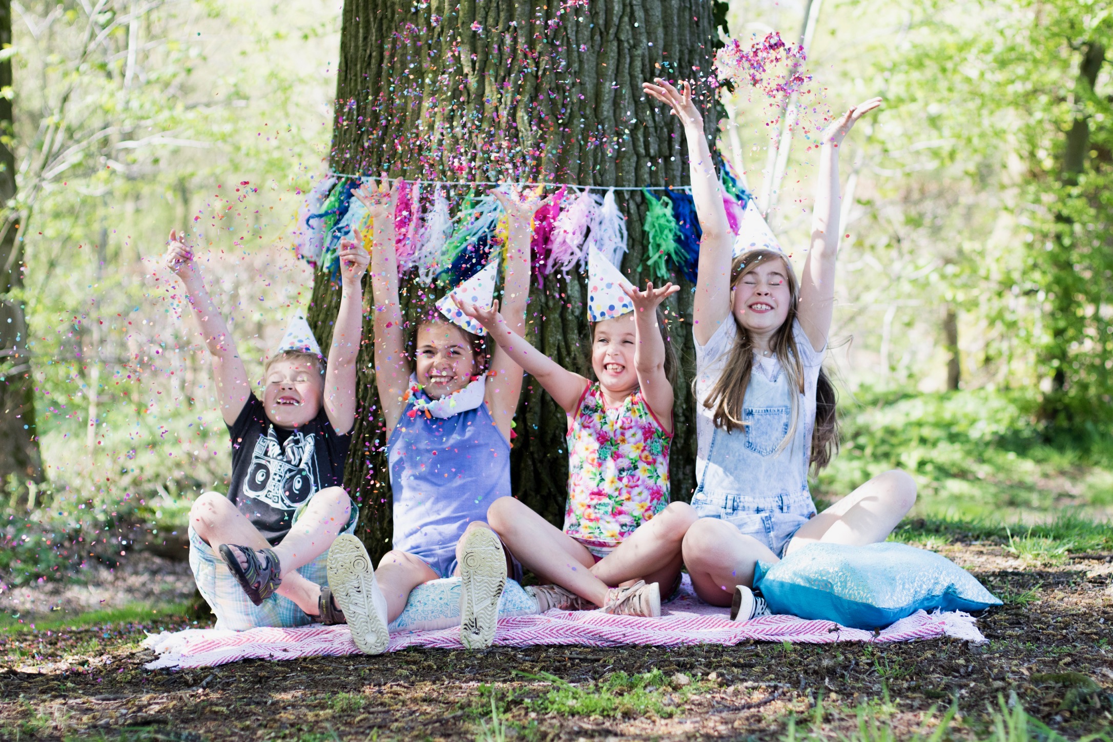 confettifeest in het bos