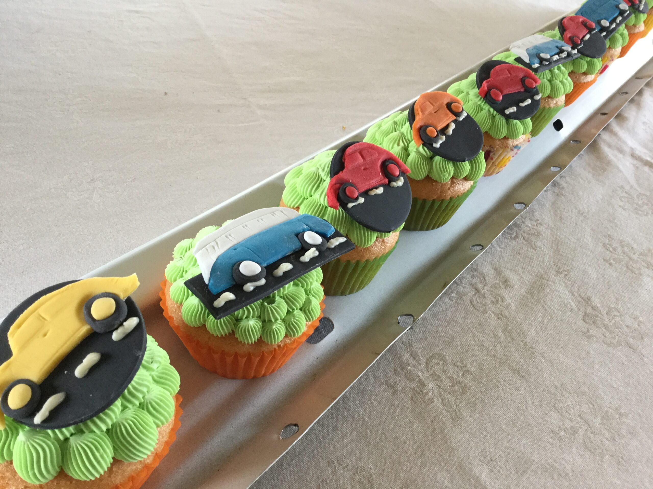 lekkere cupcakes - meegeefcadeau verjaardagsfeest